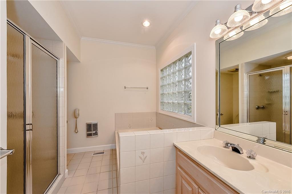 Johnston Hall - Residential