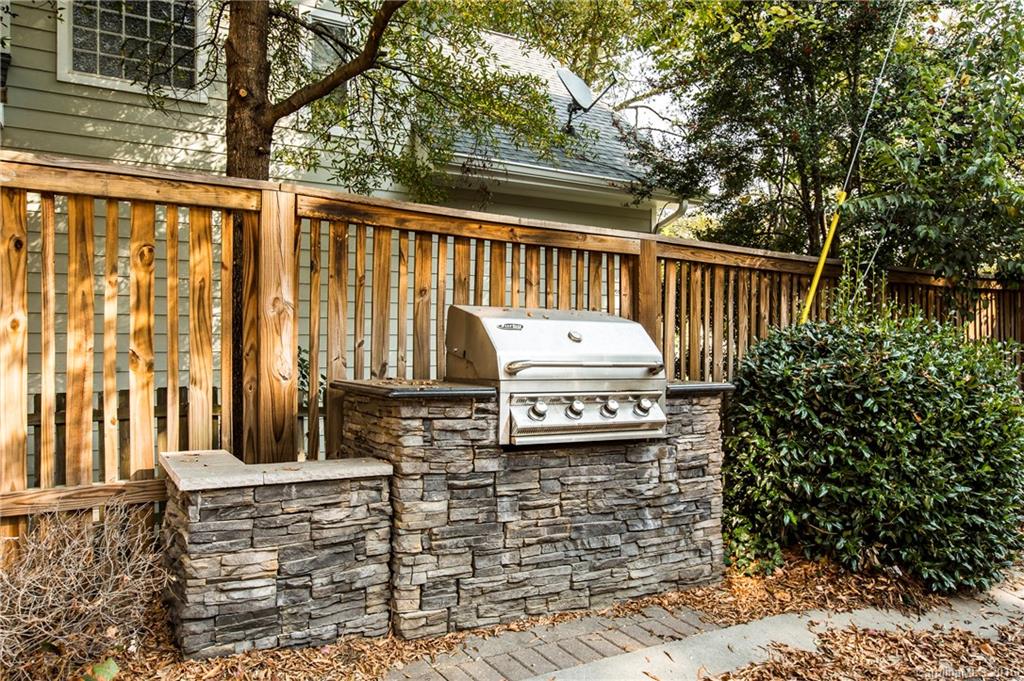 Elizabeth - Residential