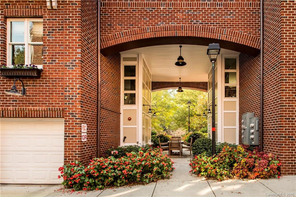 Elizabeth - Residential