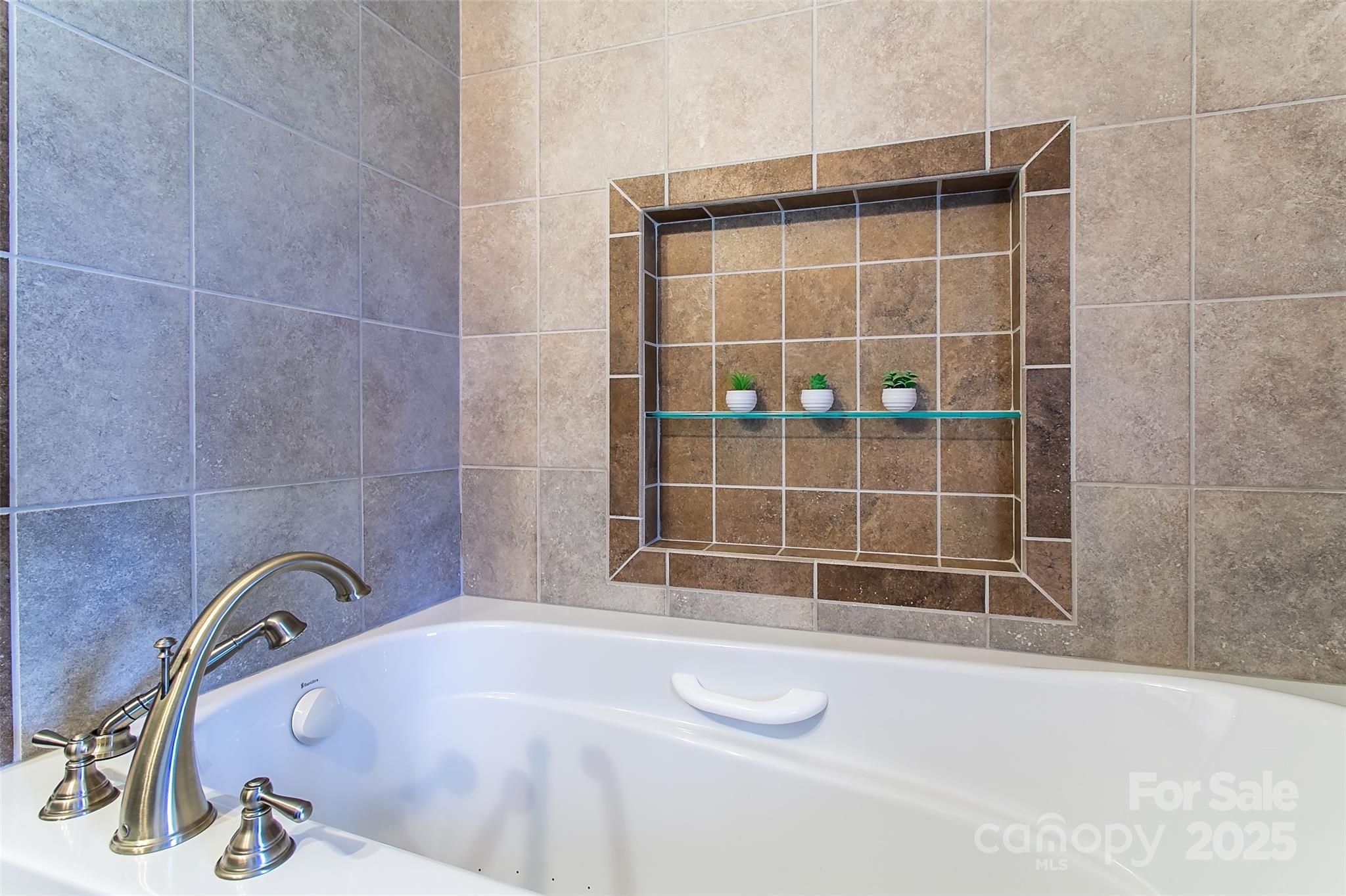 Lakemont - Residential