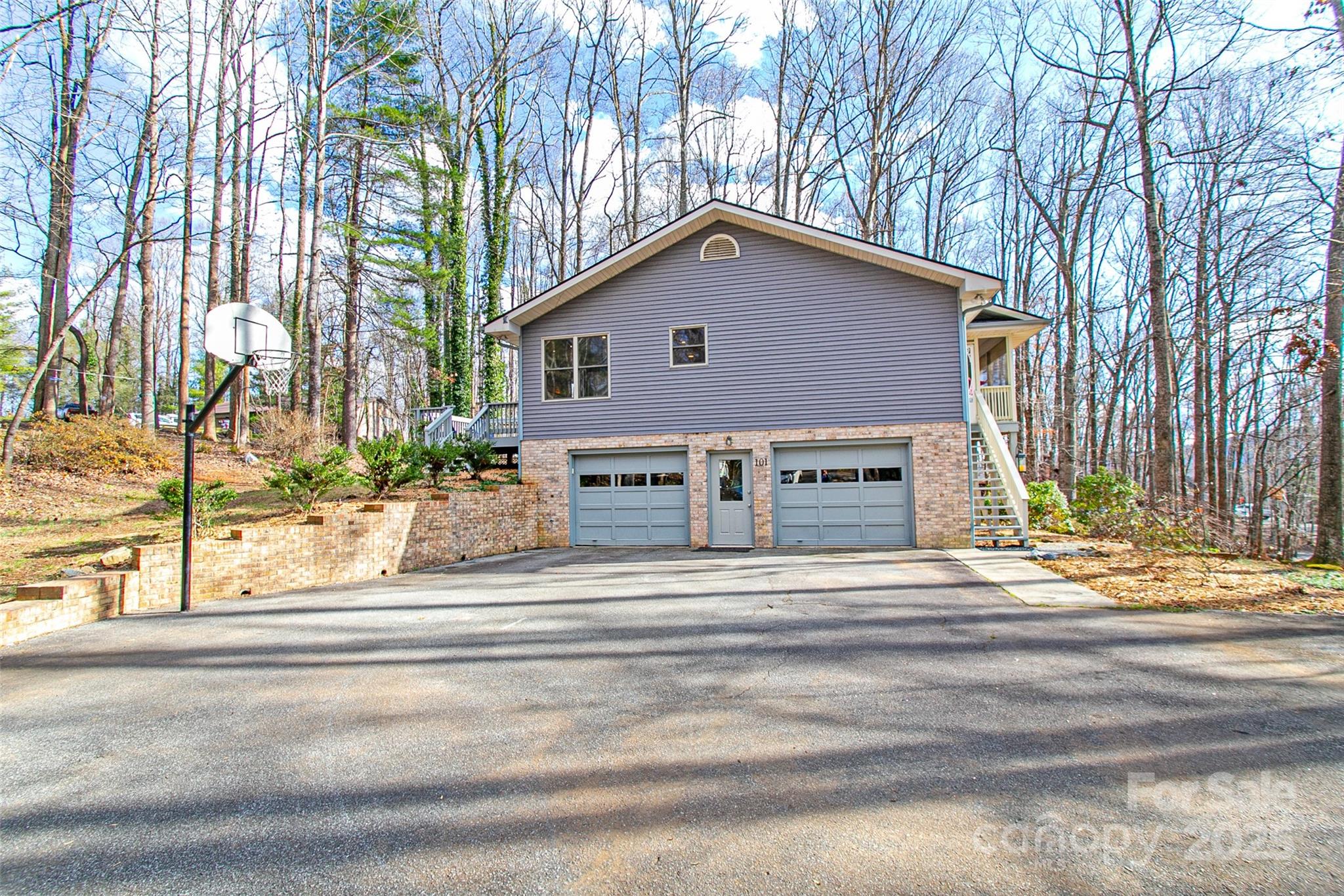 Lakemont - Residential