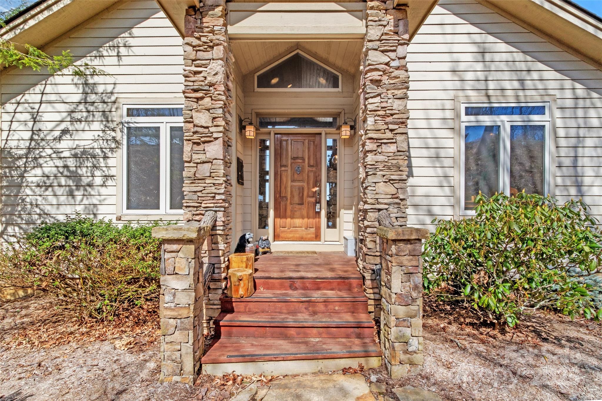 2980 Mountain Air Drive