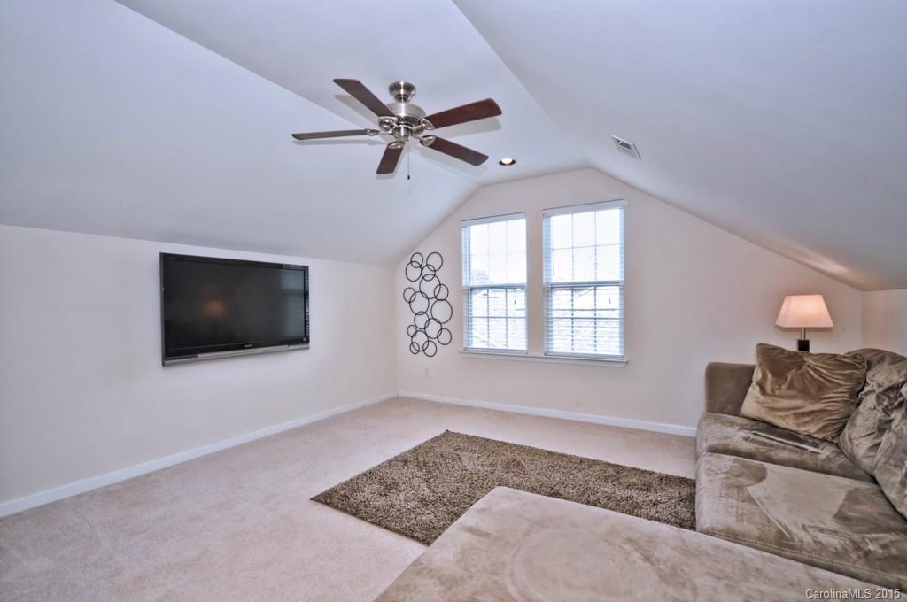 Highland Creek - Residential