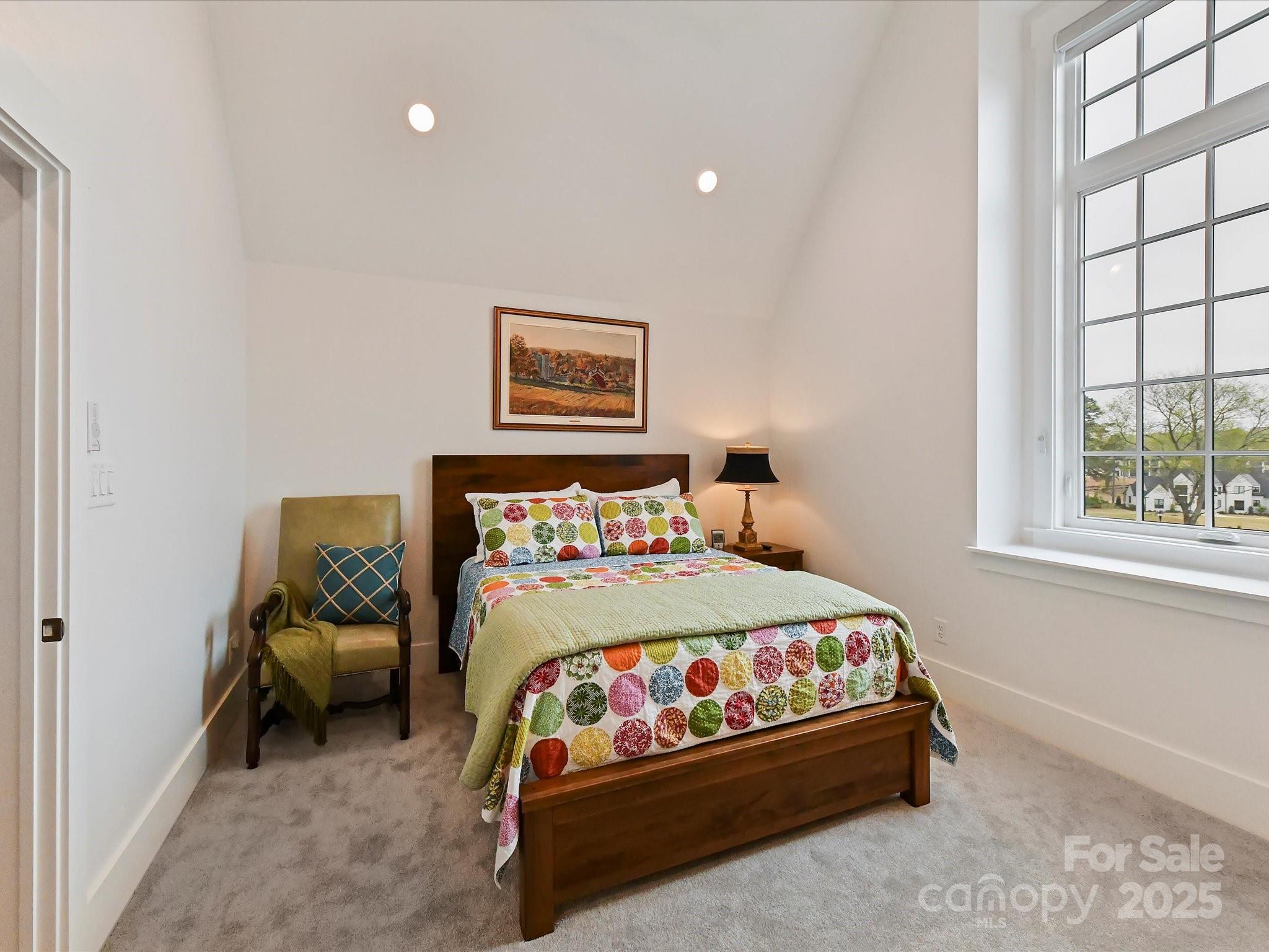 Twin Lakes - Residential