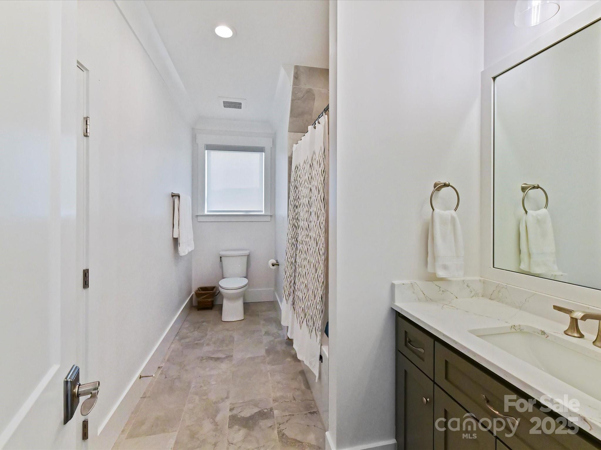 Twin Lakes - Residential