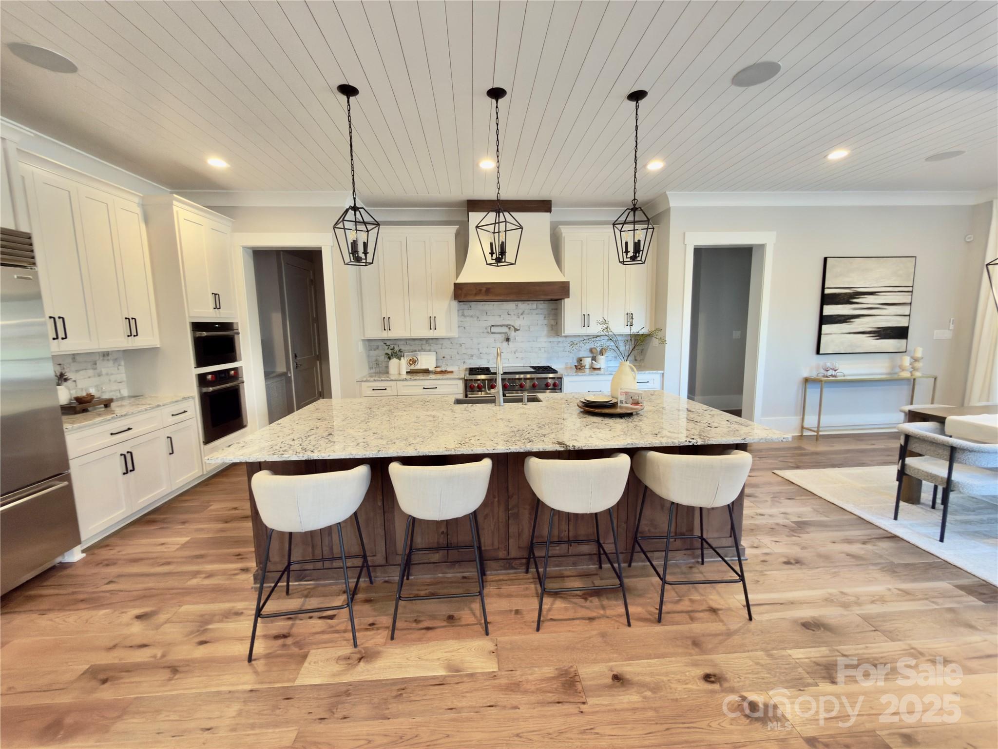 Twin Lakes - Residential