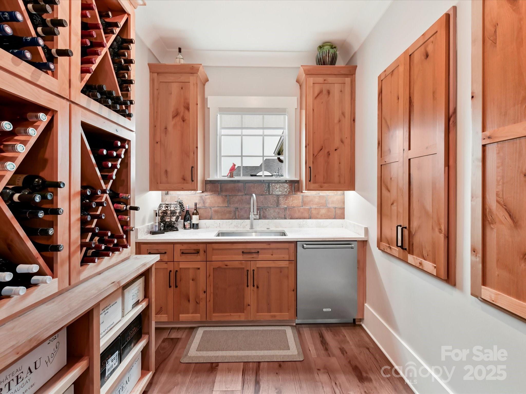 Twin Lakes - Residential