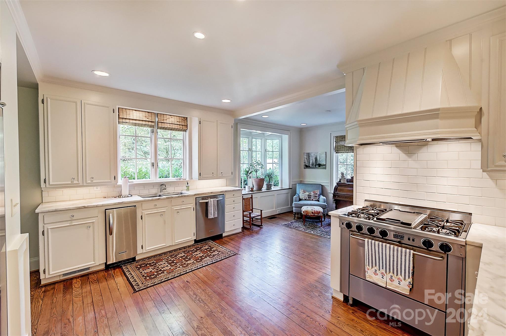 Myers Park - Residential