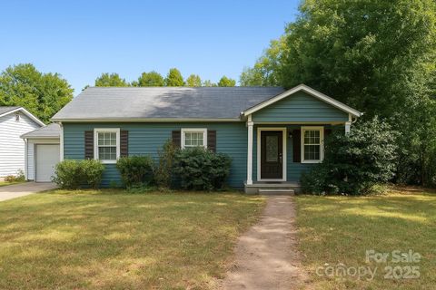 827 Drummond Avenue Charlotte NC 28205