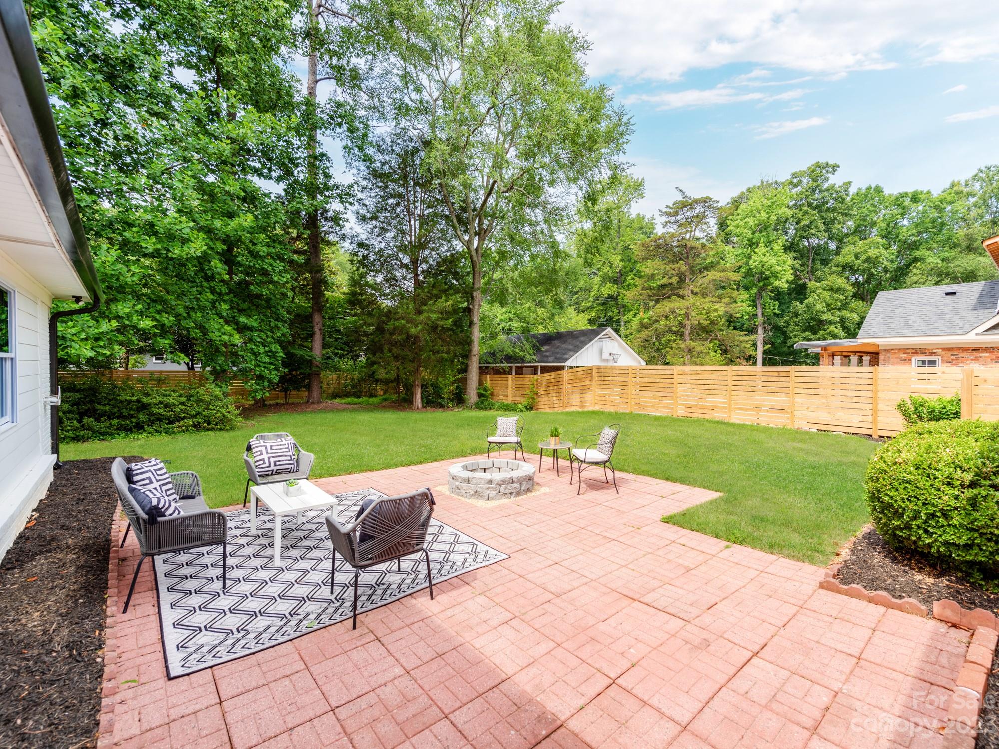 Sherwood Forest - Residential