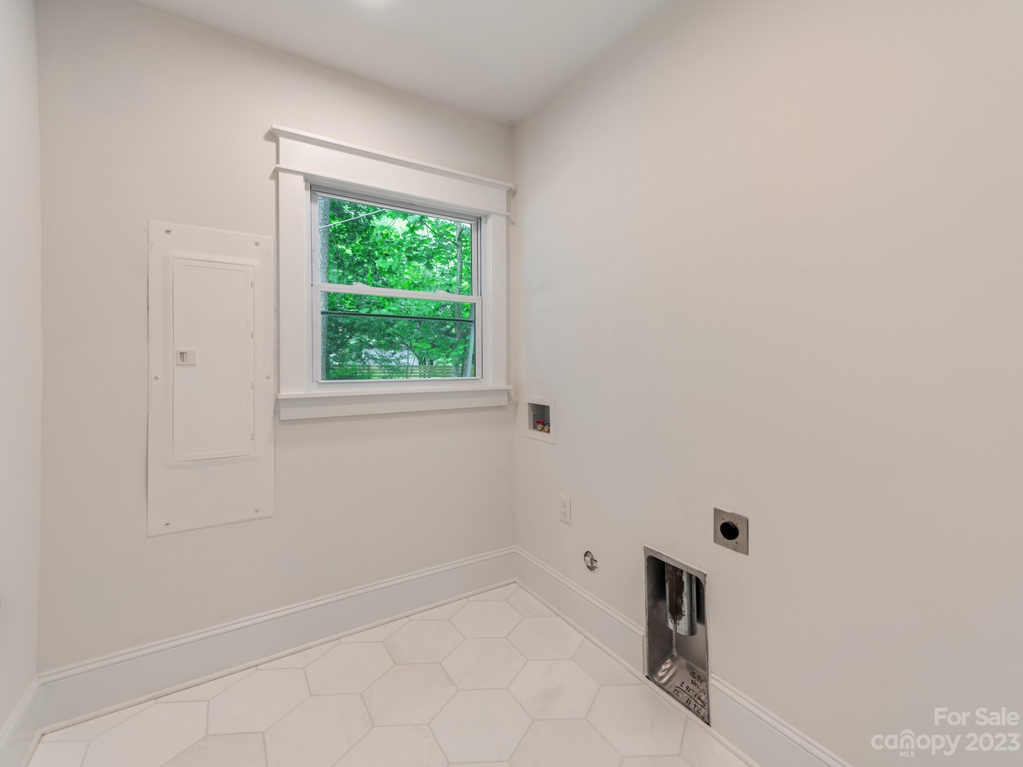 Sherwood Forest - Residential