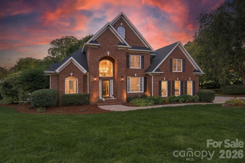 Photo of 105 Kings Crest Drive, Mooresville, NC 28117 (MLS # 4434427)