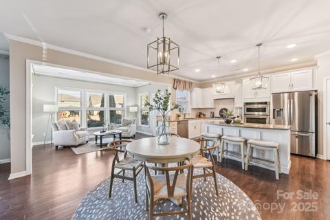 12416 Current Drive Charlotte NC 28278