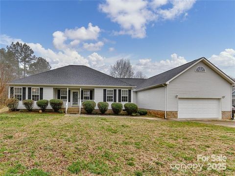 Photo of 2999 Eastview Road, Rock Hill, SC 29732 (MLS # 4318655)