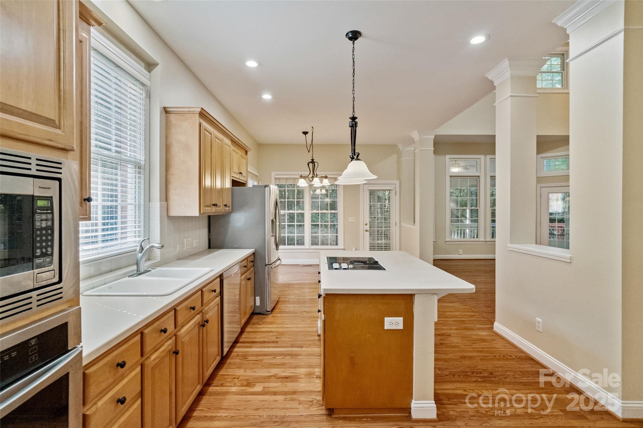 9429 Briarwick Lane