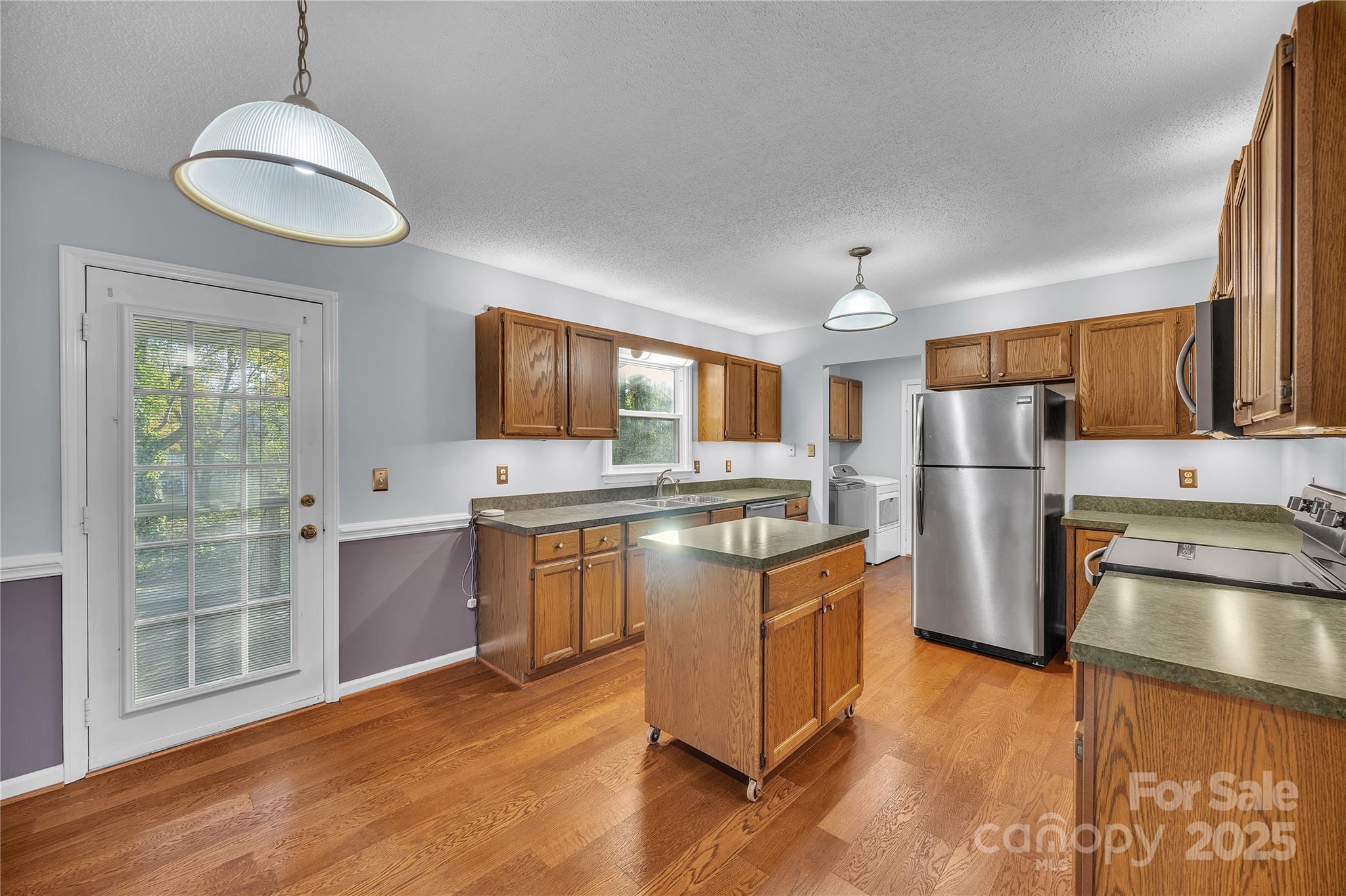 Milford Knoll - Residential