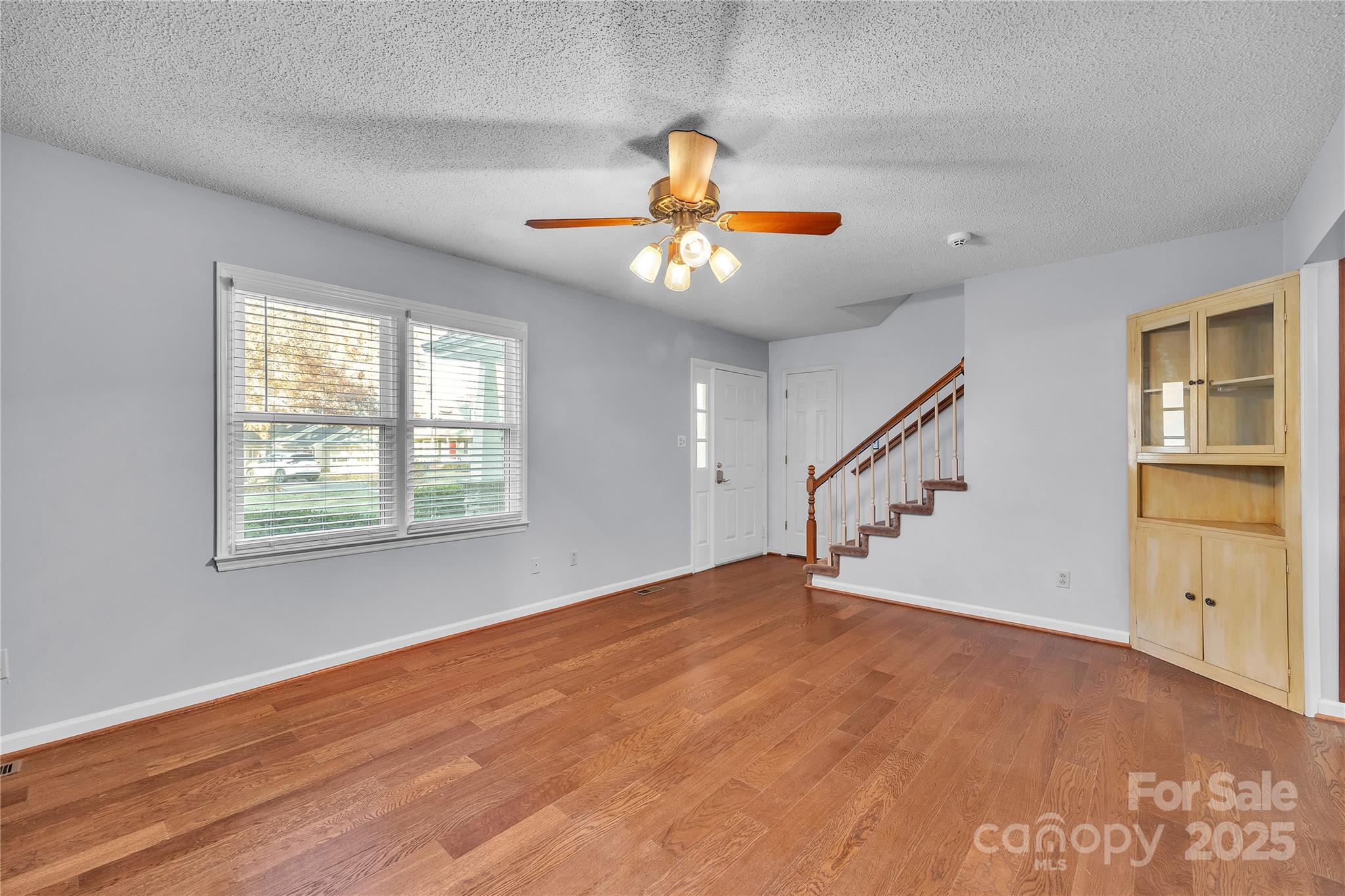 Milford Knoll - Residential