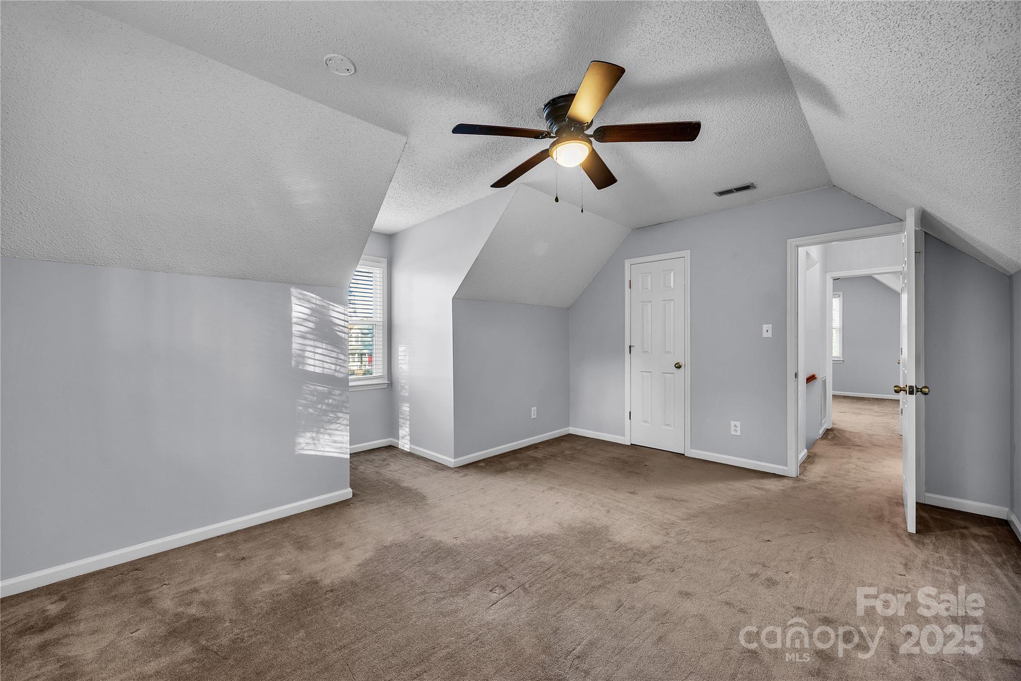 Milford Knoll - Residential