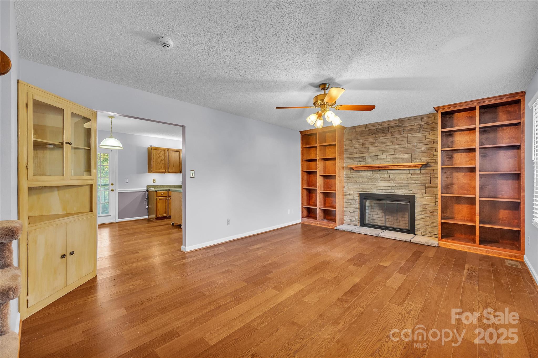 Milford Knoll - Residential