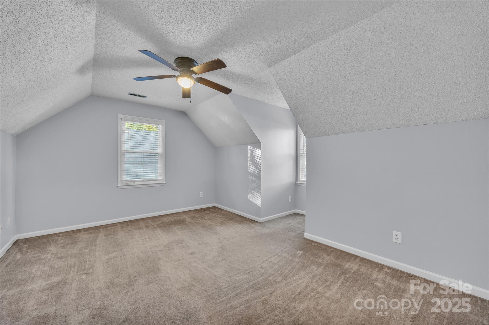 Milford Knoll - Residential