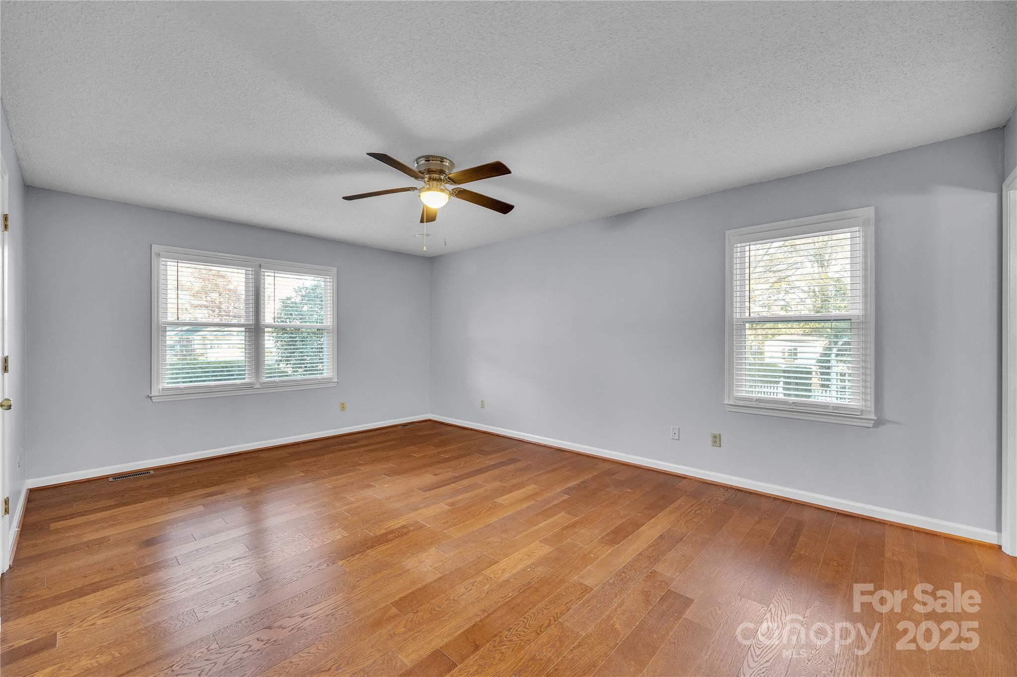 Milford Knoll - Residential