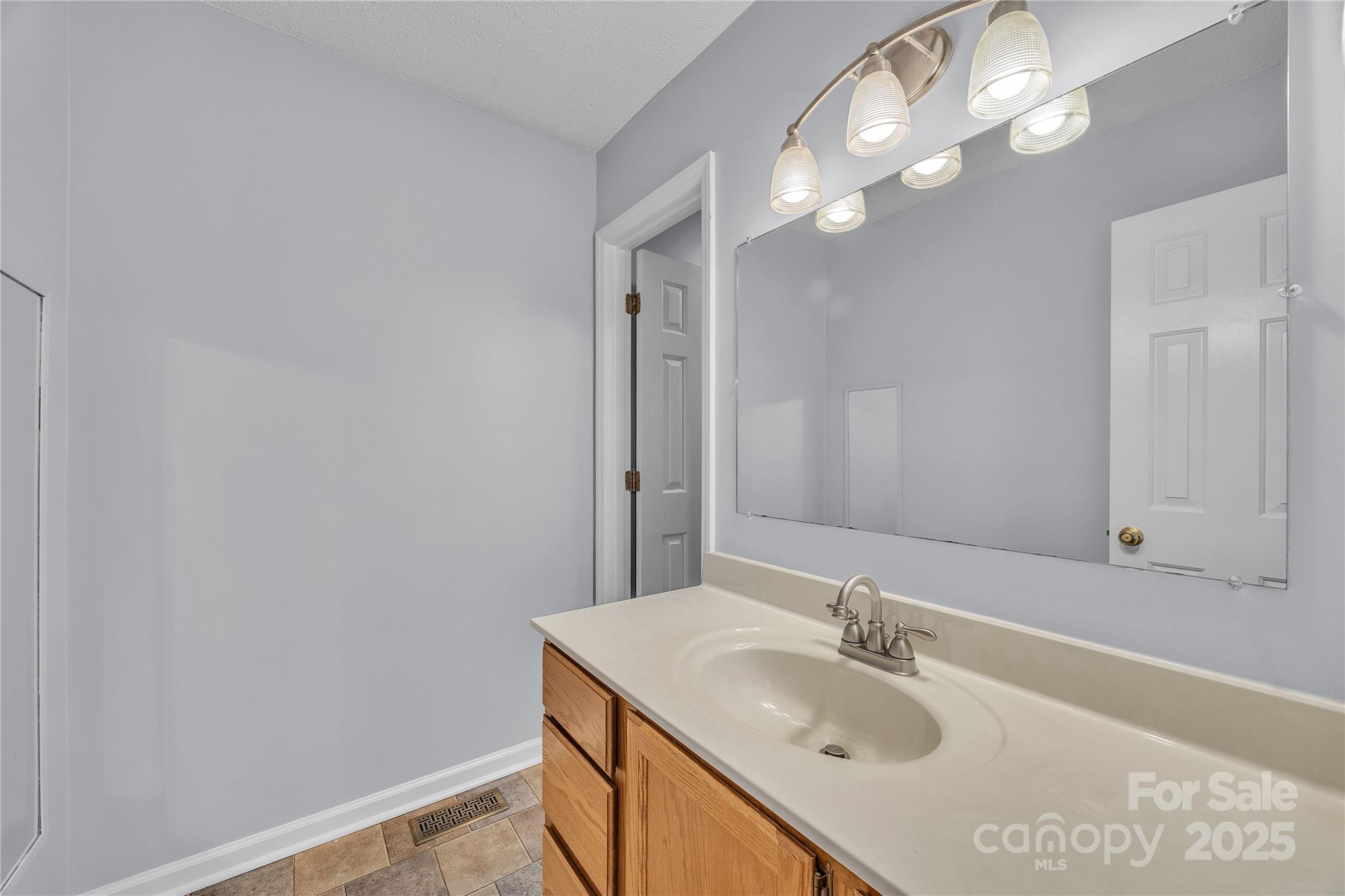 Milford Knoll - Residential