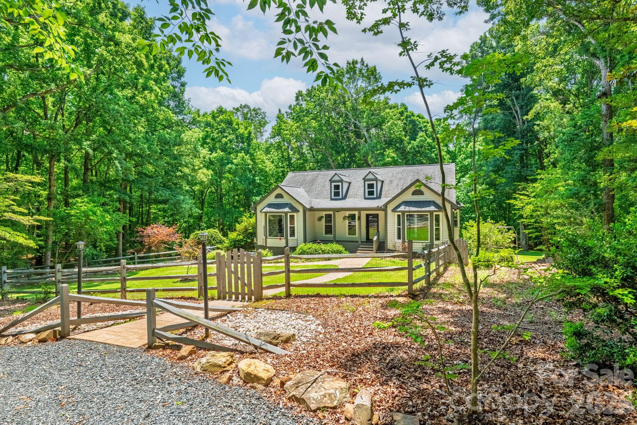 9131 N Pine Hill Lane