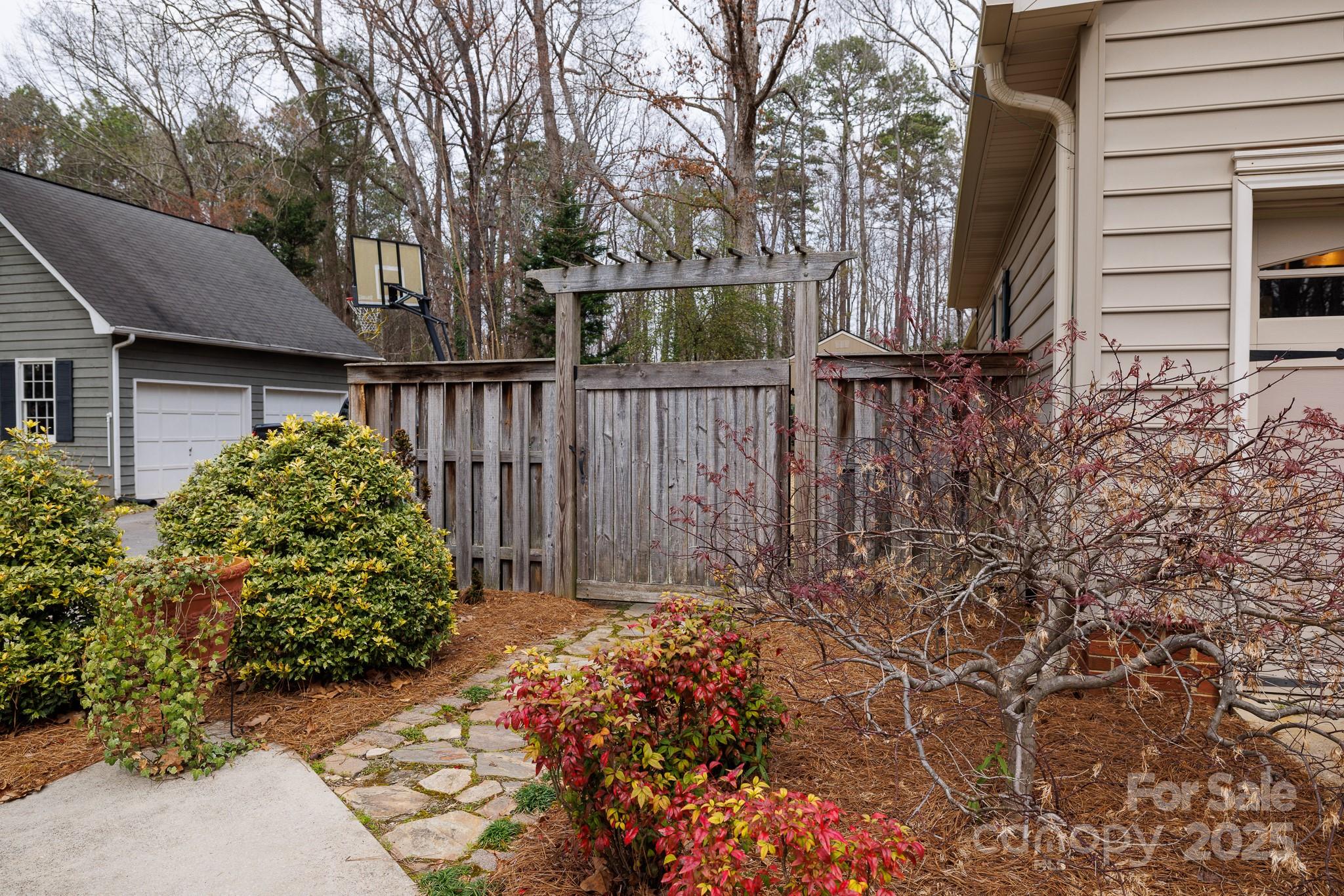 Oakhurst - Residential