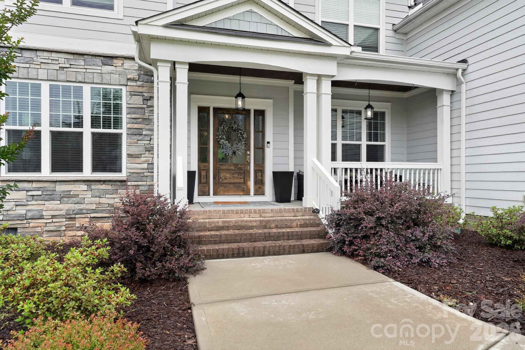 8529 Raven Top Drive