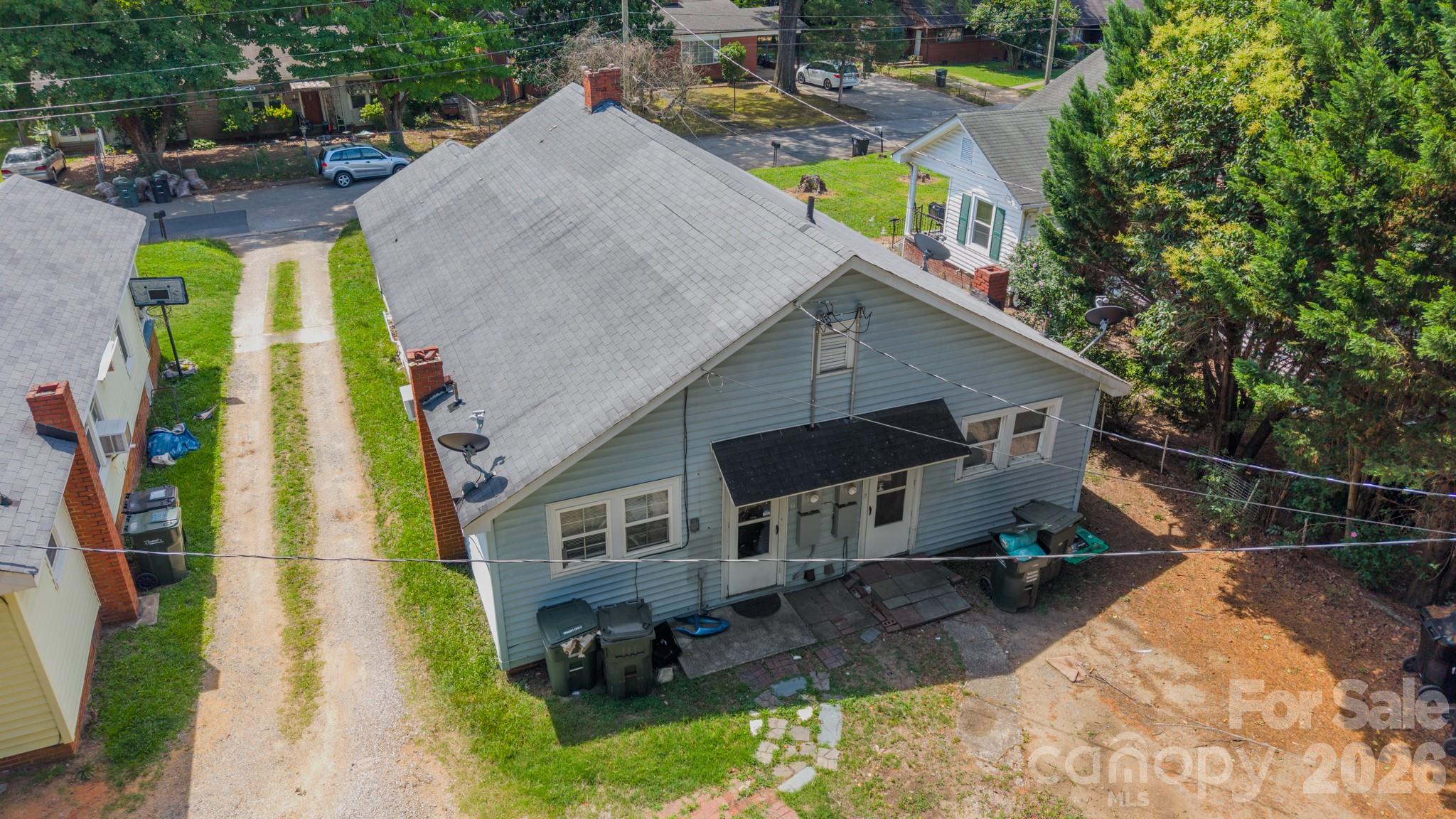 112 Freeze Avenue NW