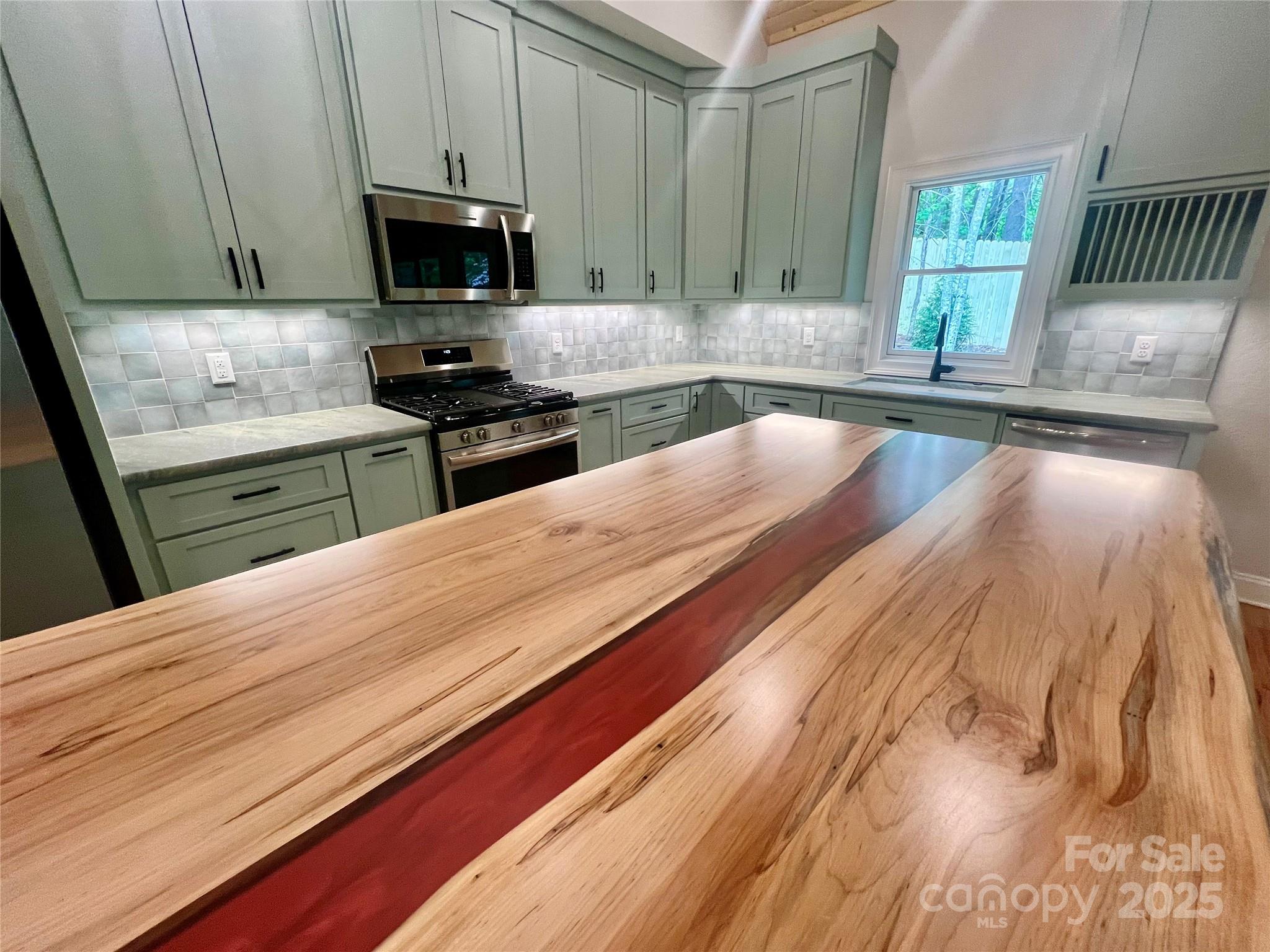 Connestee Falls - Residential