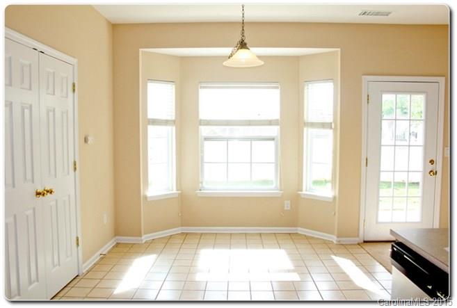 Old Stone Crossing - Residential