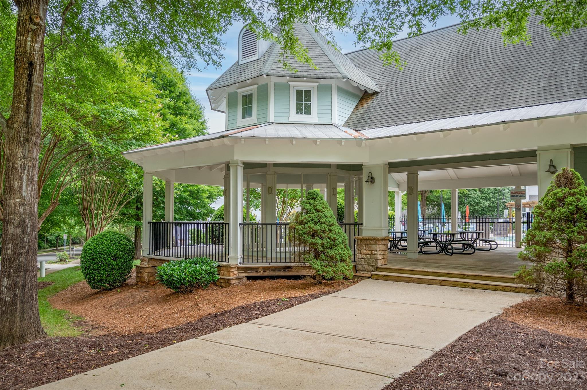 Water Oak - Residential