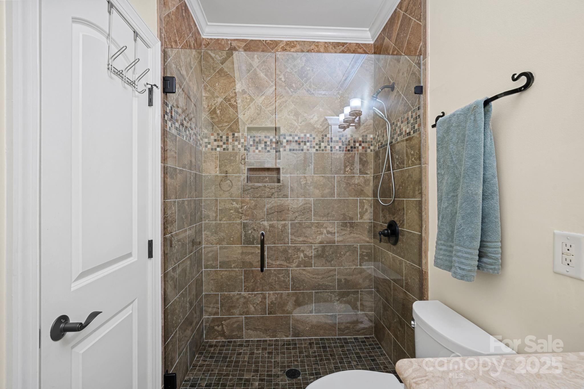 The Peninsula - Residential