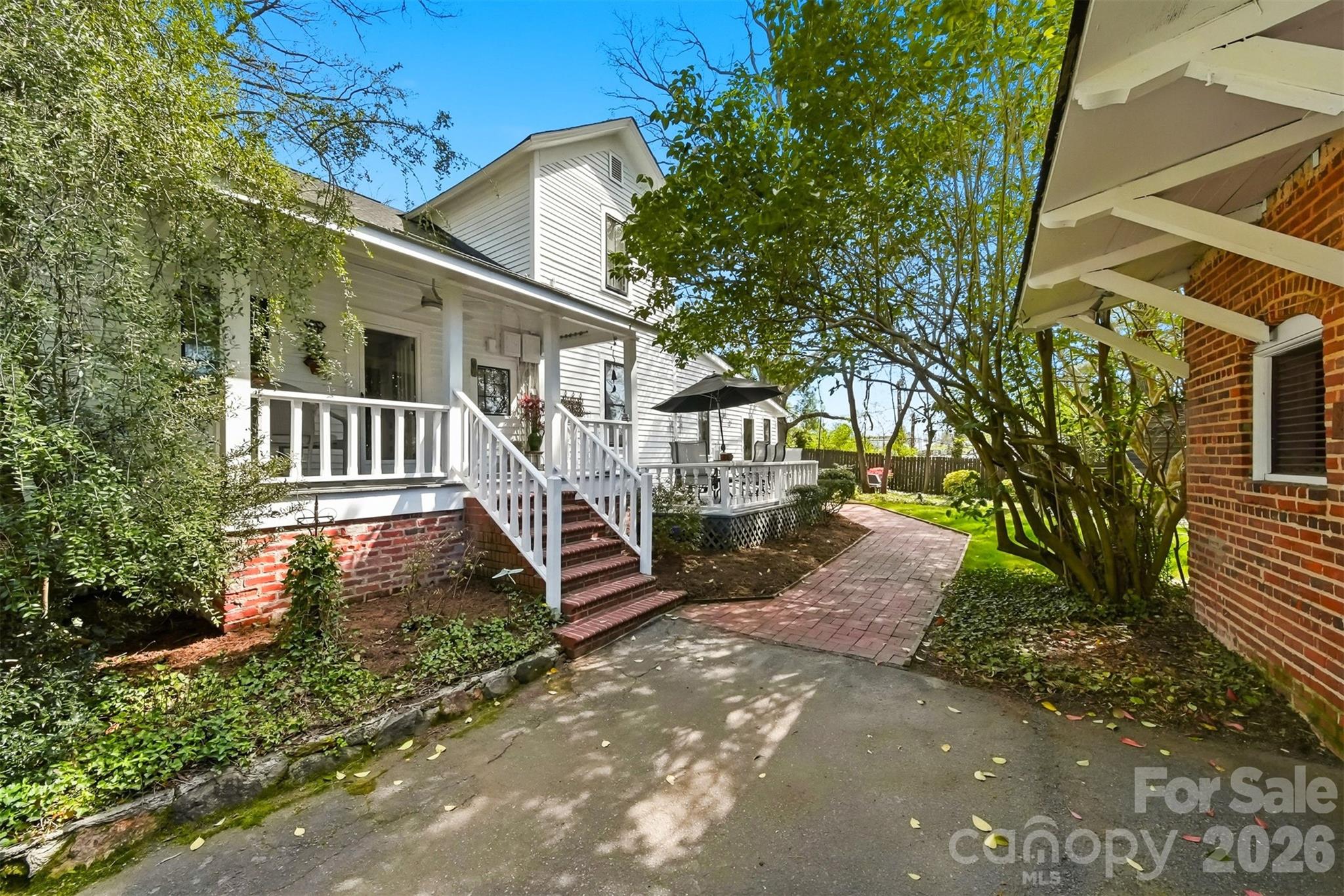 Hillcrest - Residential