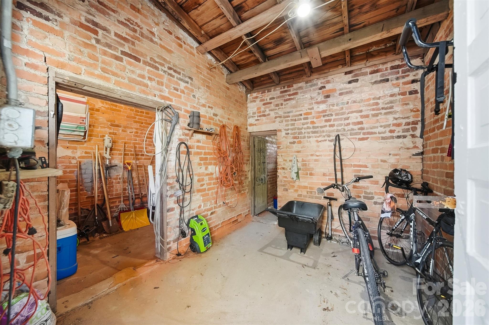 Hillcrest - Residential