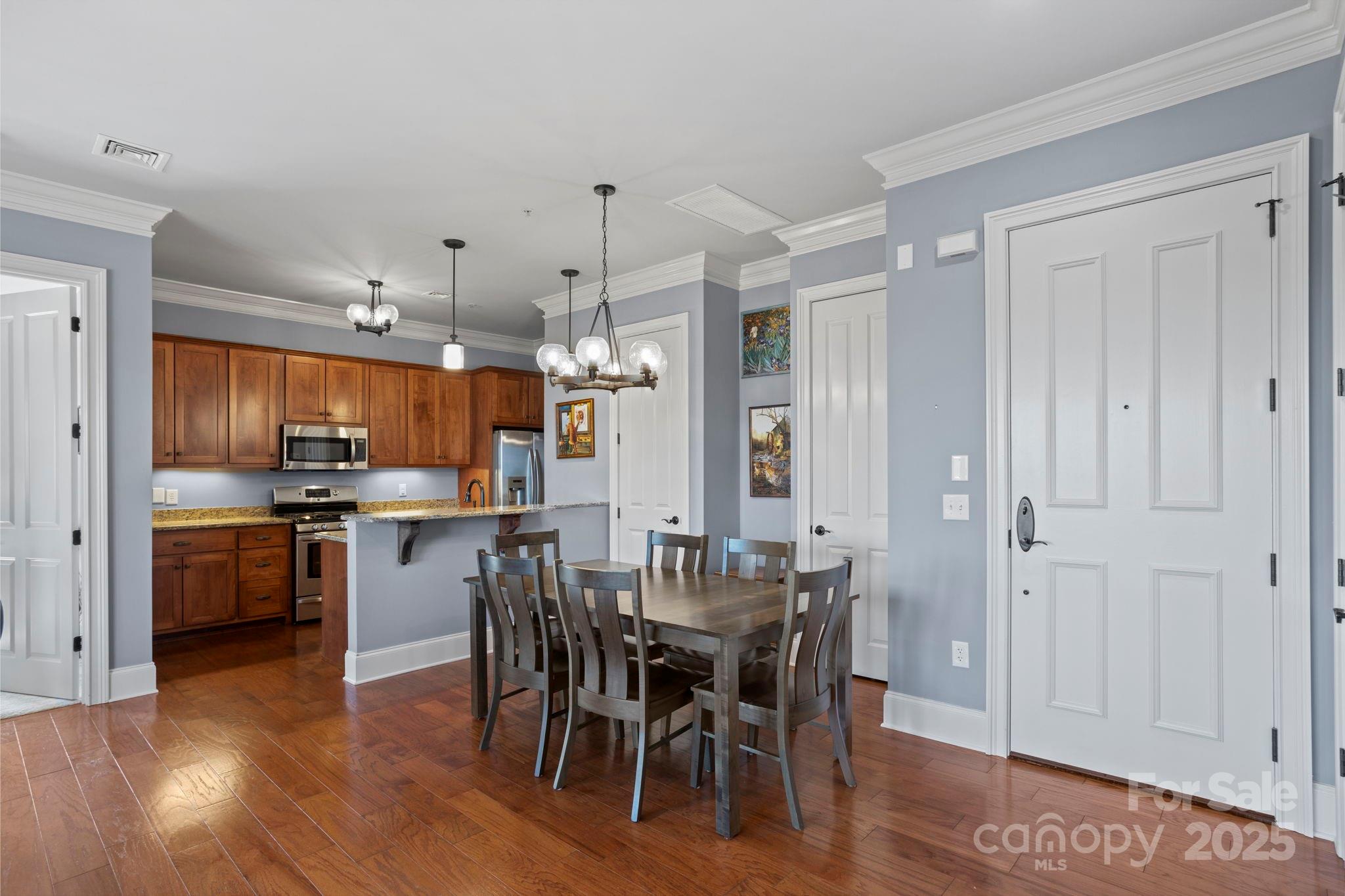 Plaza In The Mountains - Residential