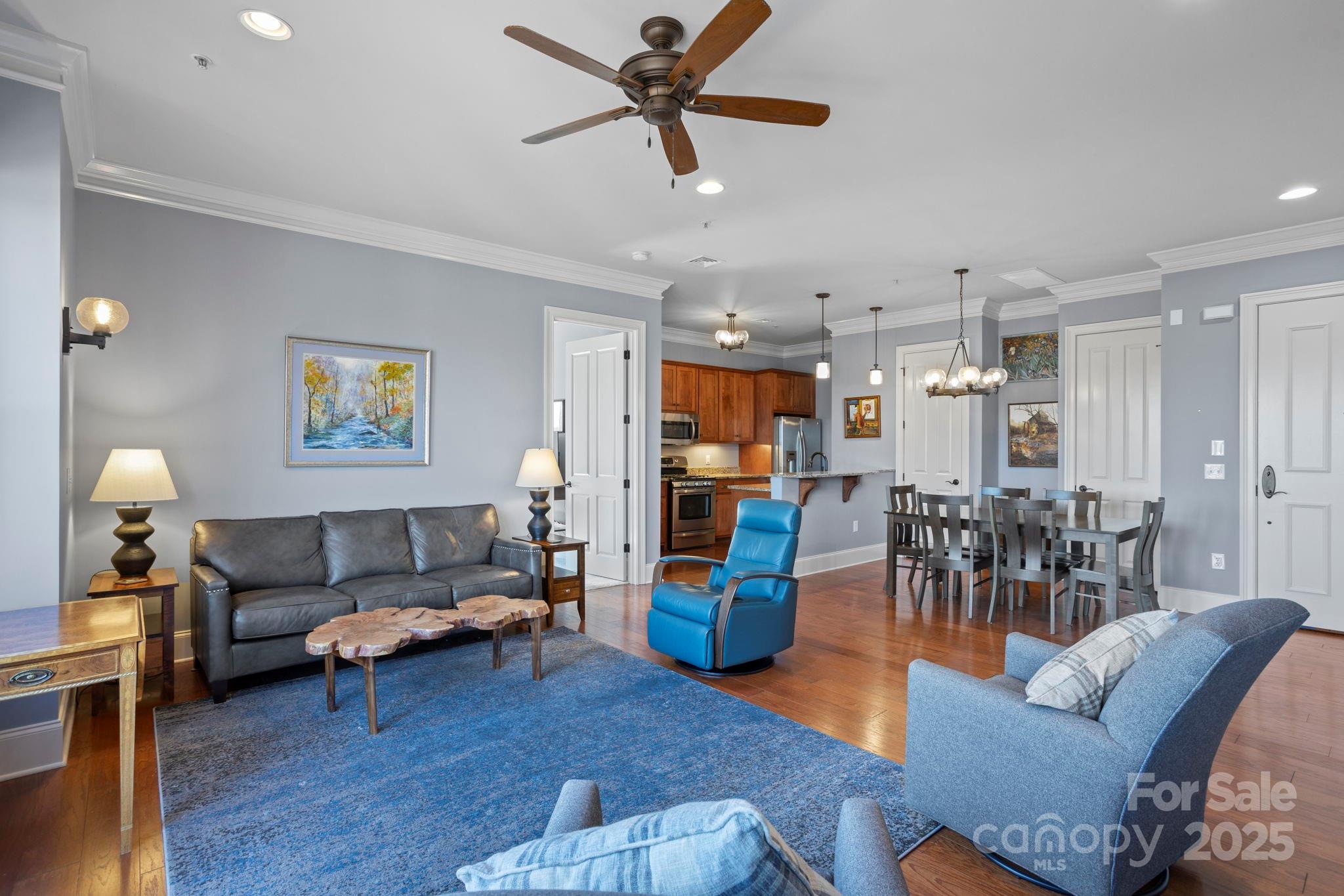 Plaza In The Mountains - Residential