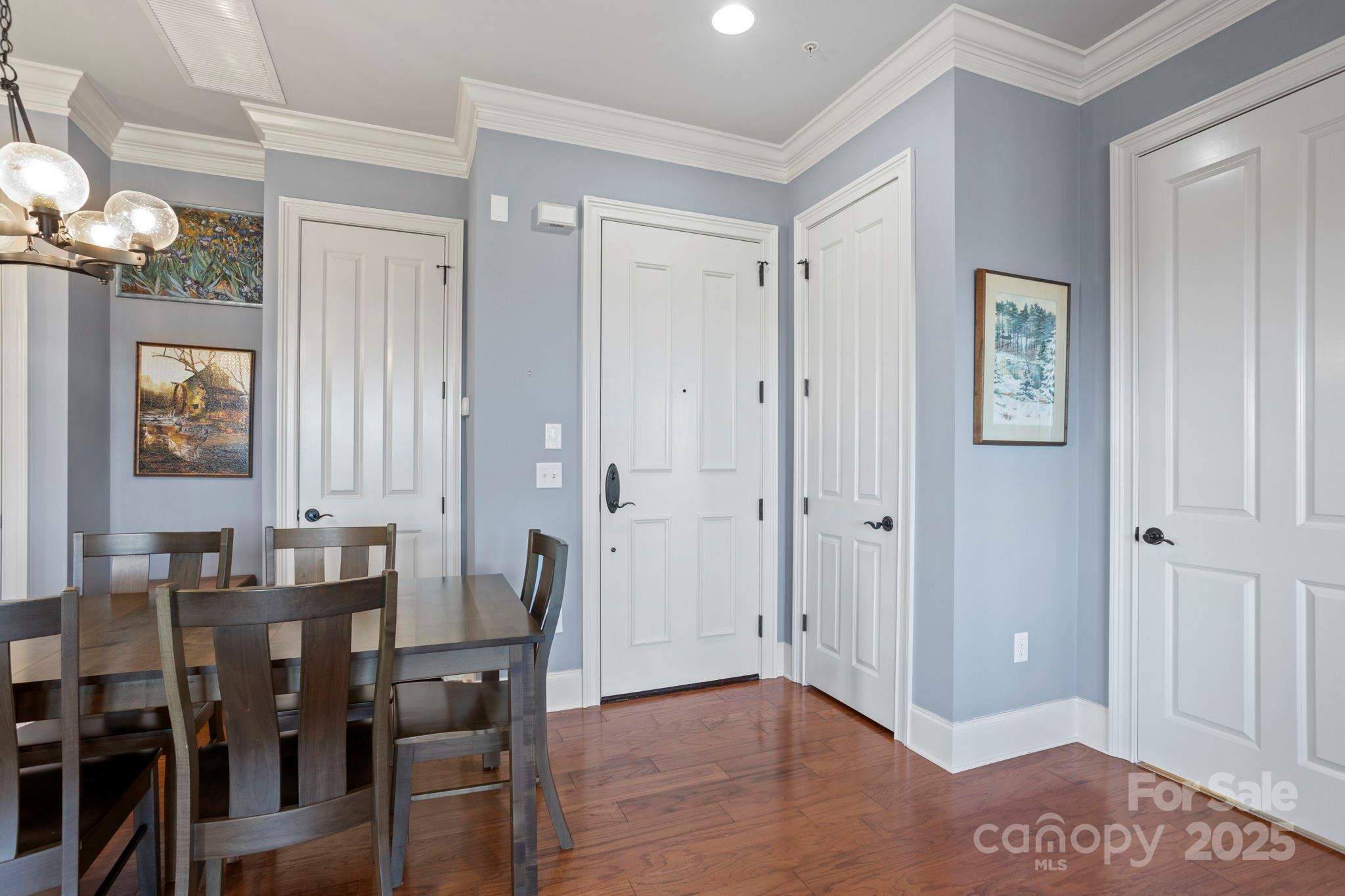 Plaza In The Mountains - Residential