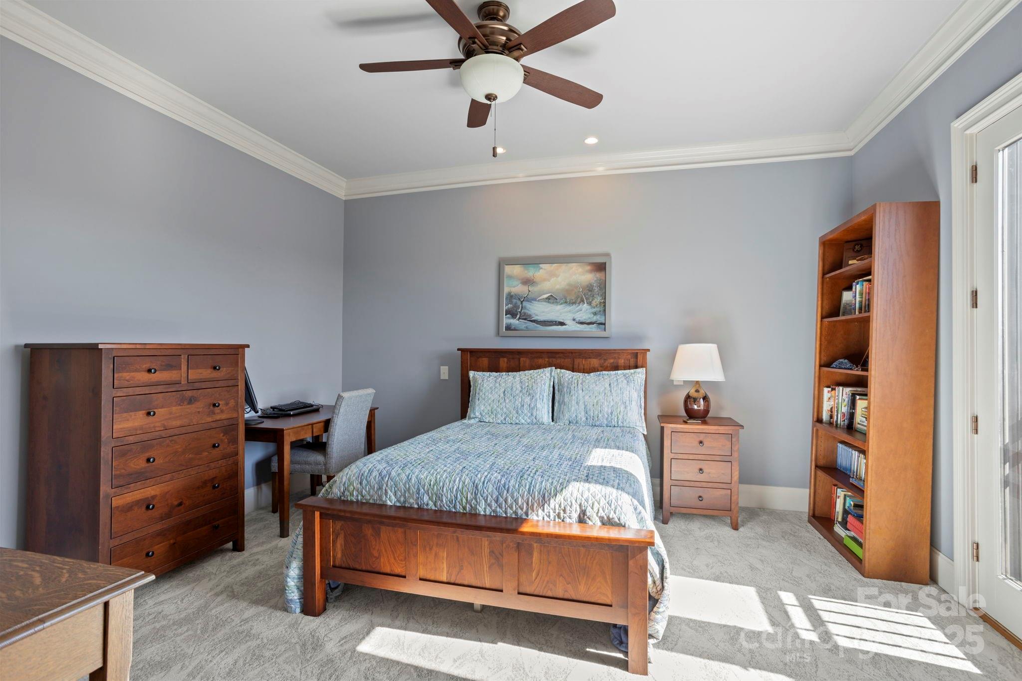 Plaza In The Mountains - Residential