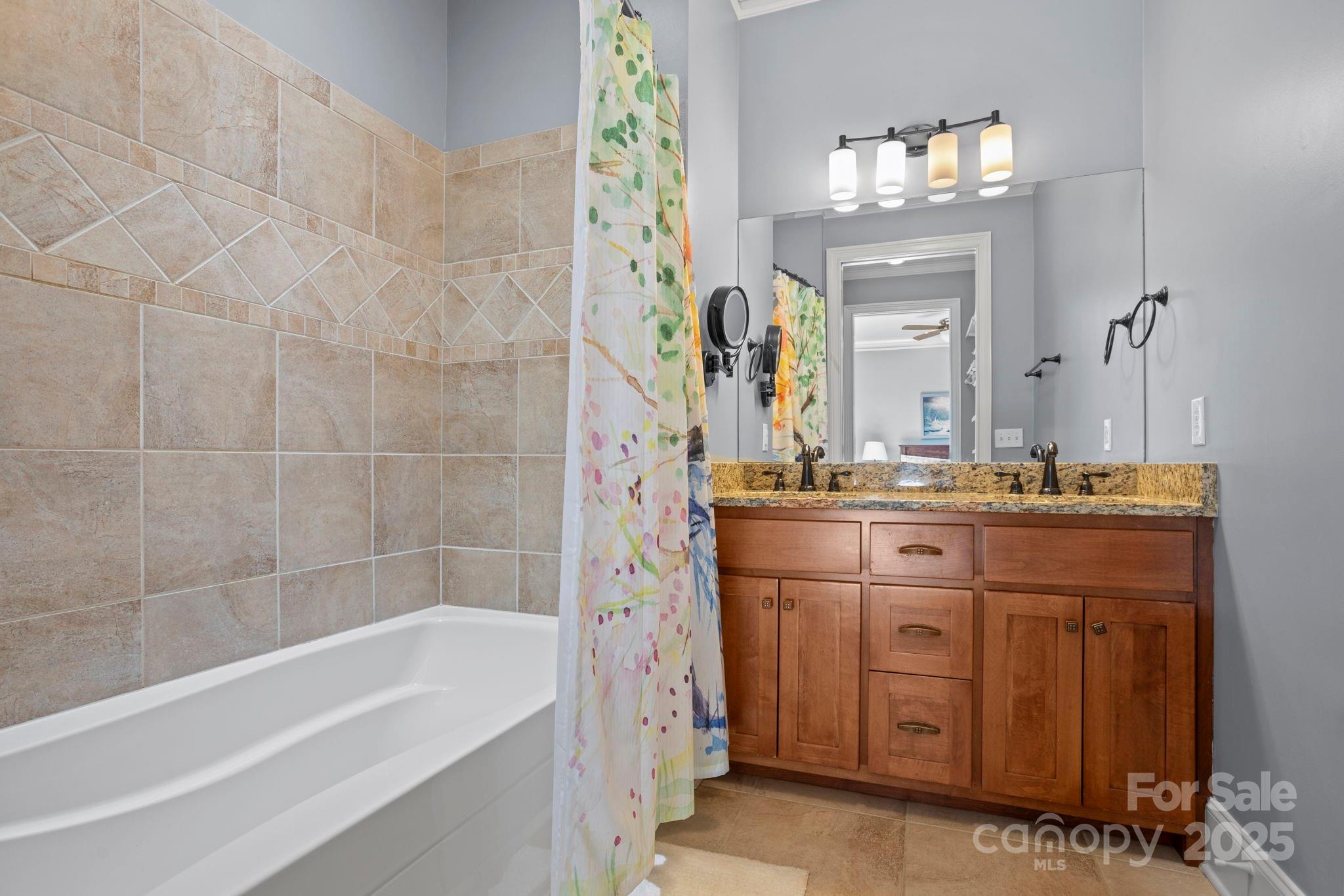 Plaza In The Mountains - Residential