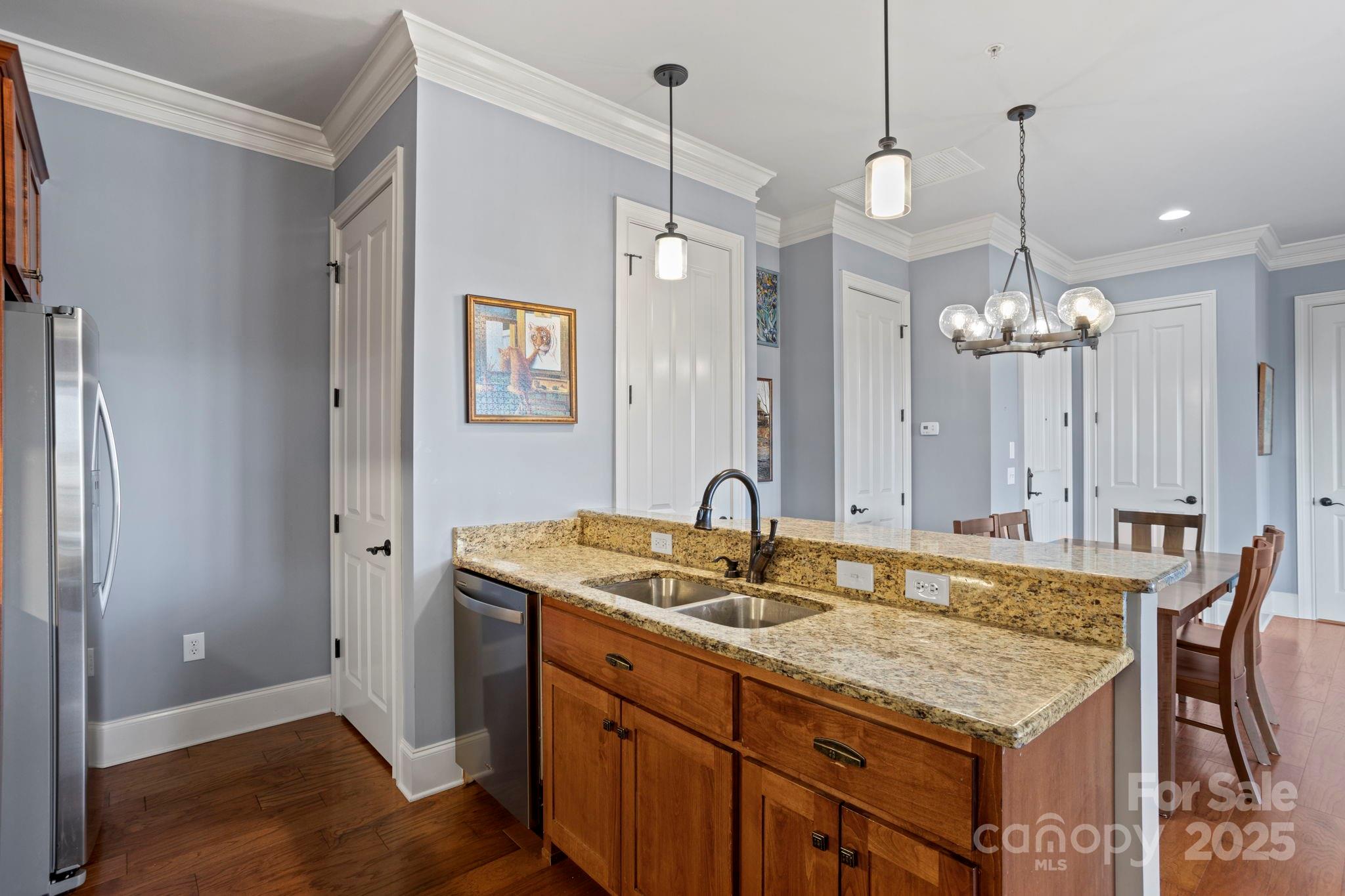 Plaza In The Mountains - Residential