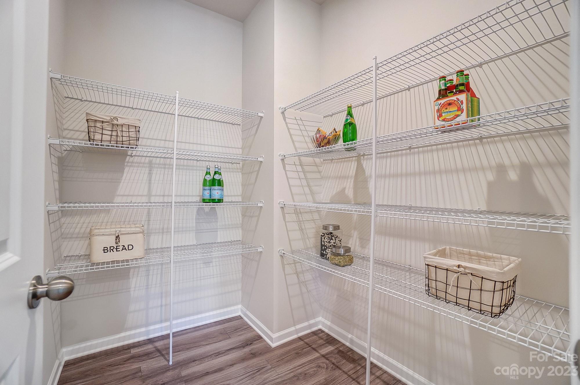 Summers Walk - Residential