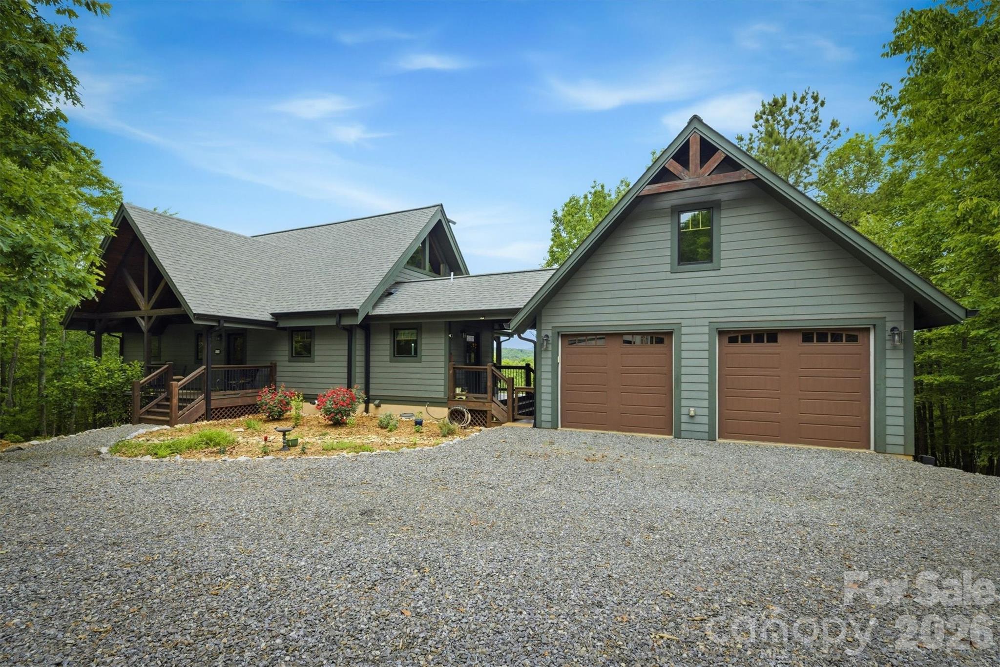 39 Lakeside Path