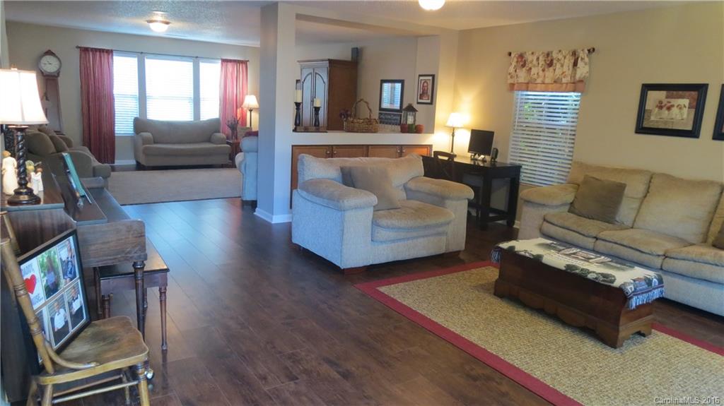 BADEN VILLAGE - Residential