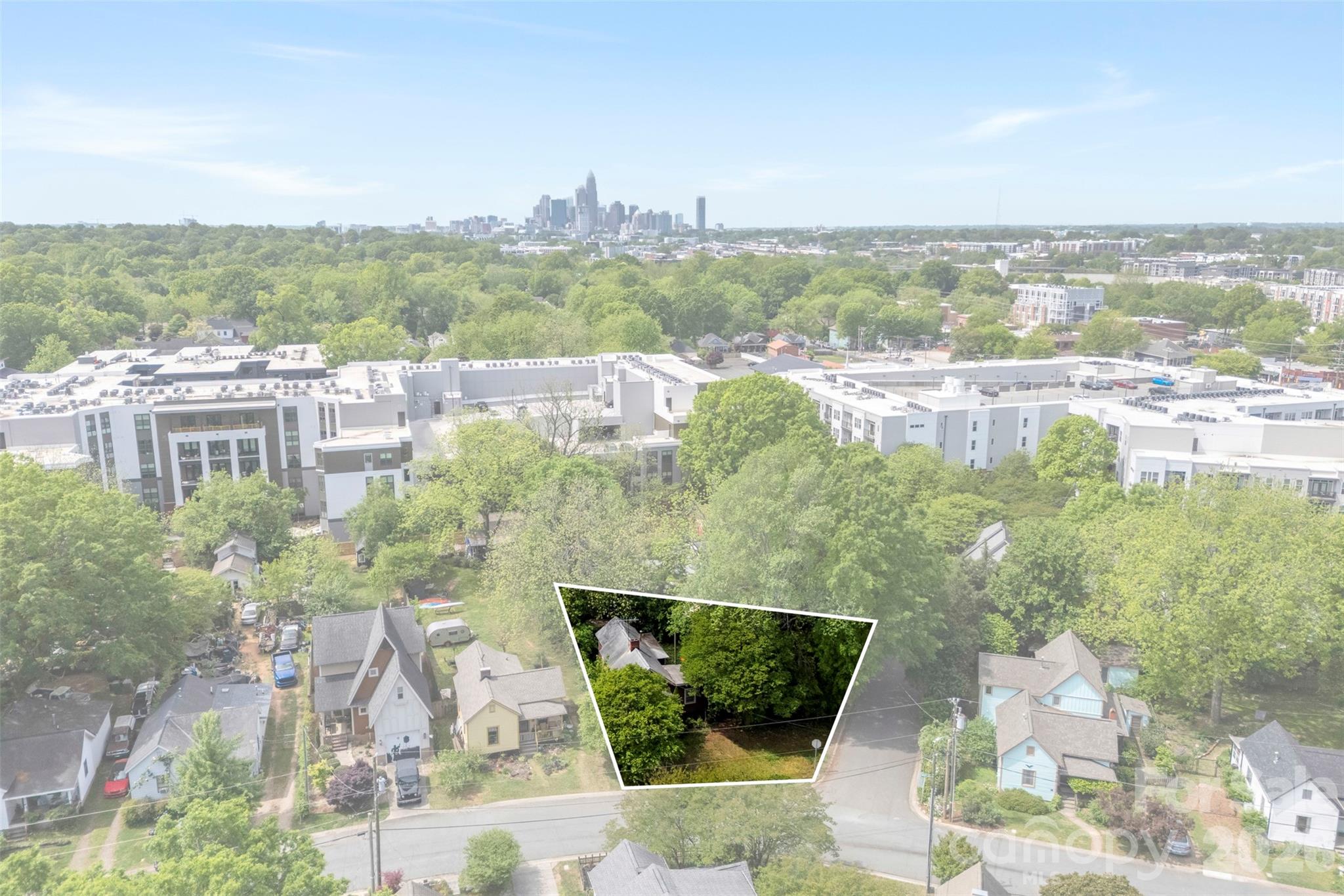 700 E 37th Street