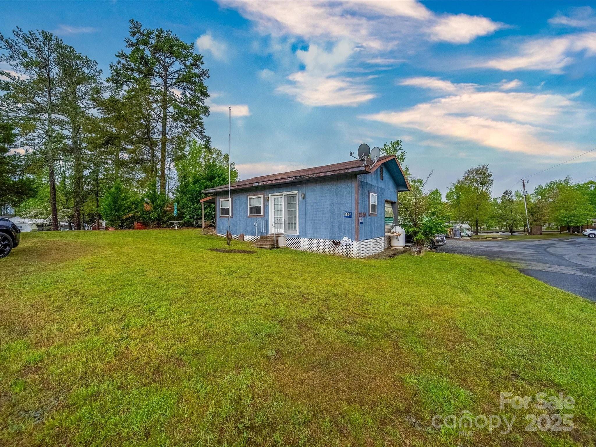 111 Sunshine Trail A 249/250