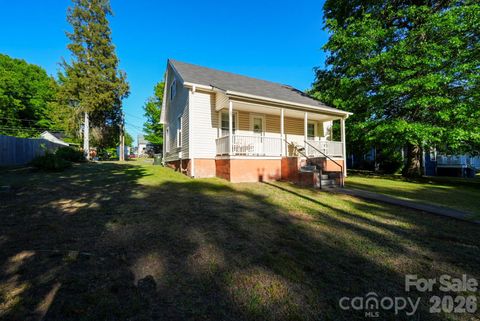 59 Park Circle Lexington NC 27295