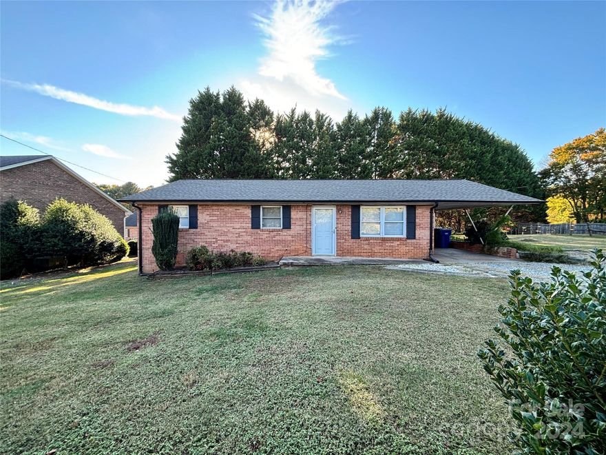 Location, location, location!  Being sold as is!  Single level brick ranch located in the Viewmont area of Hickory!  Conveniently located to everything on a quiet dead end street!  3BR/1.5BA with lots of potential.  This property would make a great primary home or rental.  A wonderful opportunity to update a house reasonably in NW Hickory!  Level lot, single car carport, storage room and outbuilding.