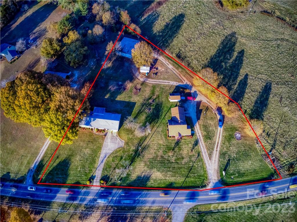 760 River Highway